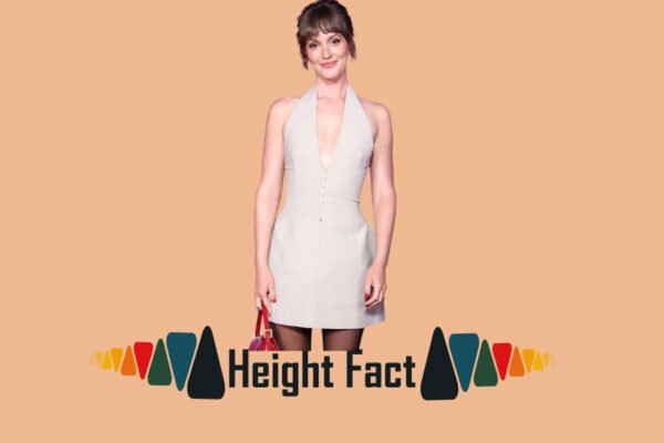 Leighton Meester Height