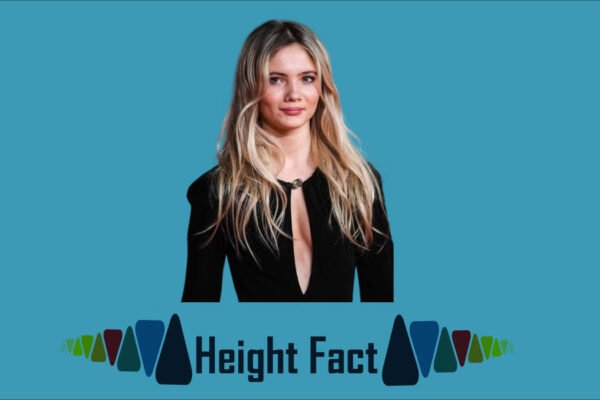 Freya Allan Height