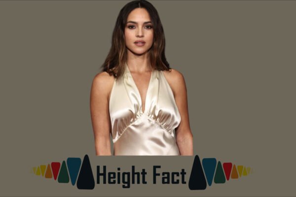 Adria Arjona Height