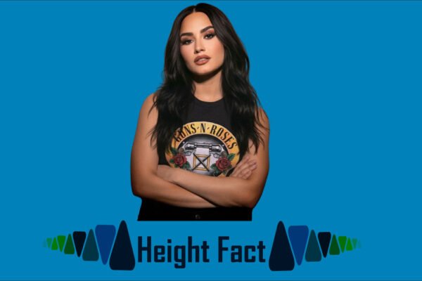 Demi Lovato Height