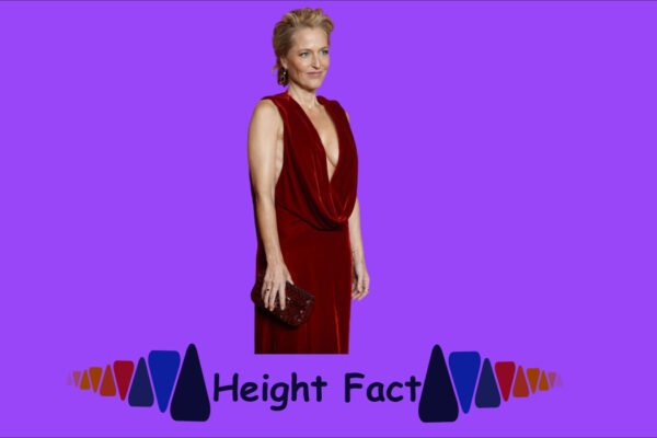 Gillian Anderson Height